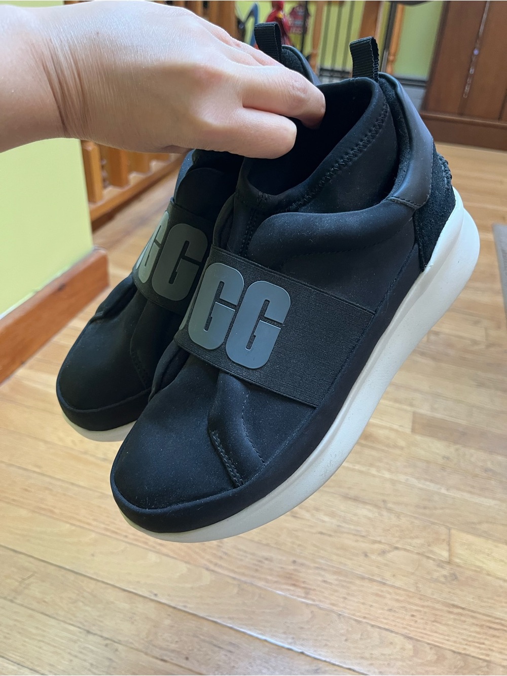 UGG platform shoes women’s 7